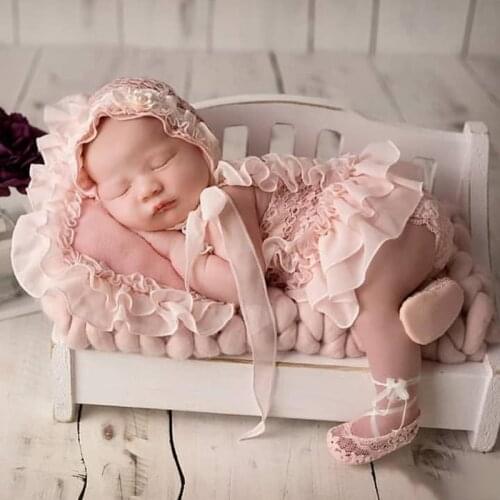 5Pcs/Set 0-1Month Newborn Photography Props Baby Hat Headband Lace Pillow Romper Bodysuits Shoes Outfit Baby Girl Dress Costume