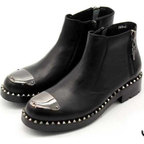 New winter round men rivet ankle boots men shoes zipper western boot fashion metal mens boots