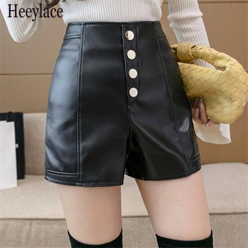 2021 New Winter Womens PU Leather Shorts Fashionable High Waist Solid Color Buttons Sexy Ladies Short Trousers Female