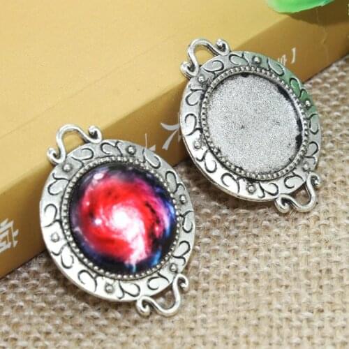 10pcs/lot 18mm Inner Size Zinc alloy Retro Style Necklace Pendant Cameo Cabochon Base Base Tray Bezel Blank F-031101