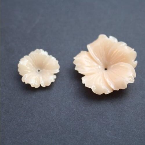 10pieces/lot) Carved 20mm 30mm Flowers Space parts Champagne Color Artificial Coral Findings for Jewelry making