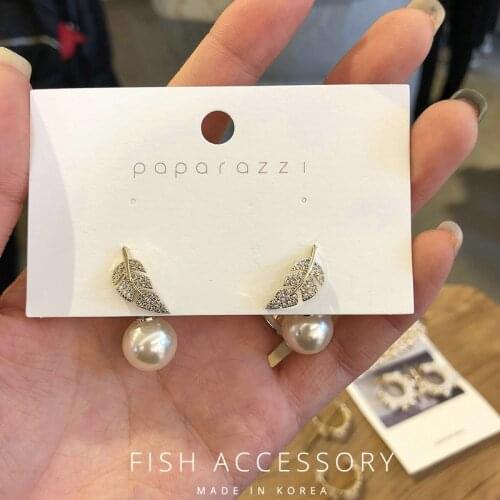 ​ZDMXJL 2021 New Fashion Womens Earrings Fine Sweet Leaf Shape Pearl Earrings For Women Party Girl Jewelry Gifts Wholesale