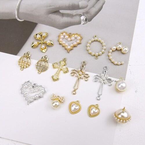 6pcs New Hot Sale Fashion Alloy heart-shaped Round Cross Flower Pendant Pearl Earrings For Girls Material Jewelry Accessories