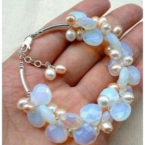 Wholesale Stunning handmade white pink pearl & moonstone bracelet