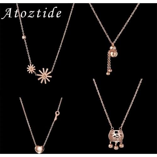 AtoztideNew Fashion Daisy Heart Style Pendant Rose Gold Stainless Steel Gourd China Fu Necklace for Women Christmas Party Gifts