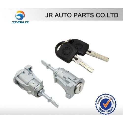 Golf Iv Vw Mk4 Golf Complete Door Lock Set + 2 Keys Front Right Side Factory New Produtions