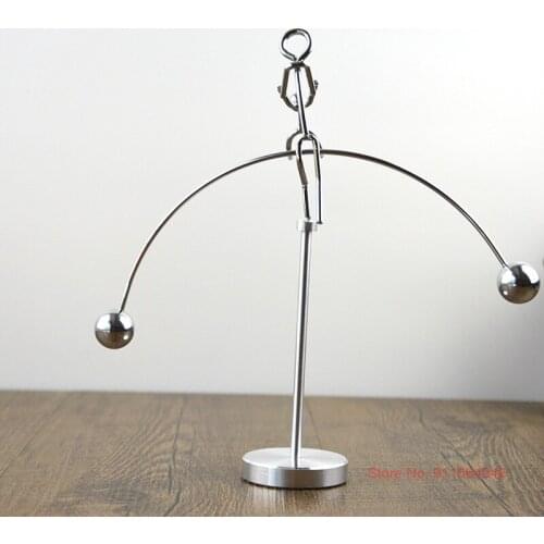 Iron Crafts Dancing Couple Newtons Cradle Gymnastics Master Newton Pendulum Gift For Lover Home Decoration Accessories Modern