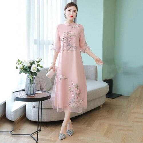 2021 Summer Womens Cheongsam Dress Female Fashion Embroidery Flower Loose Dress Cheongsam Retro Temperament Plus Size Dress 4XL