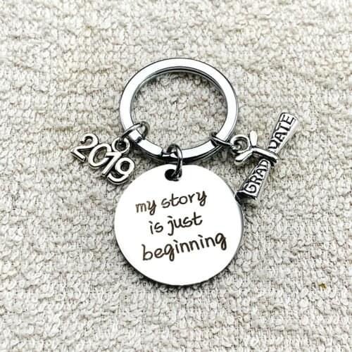 Oeinin Creative Keychain Man My Story Just Beginning Key Chain Boy Letter Color Key Ring Zinc Alloy Pendant Accessories Brelok