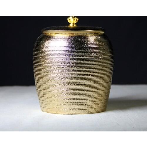 Golden Tea Caddy Ceramic Sealed Pot Household Pu'er Storage Tank Dried Fruit Snack Storage Tank Kitchen Decoration Decoration