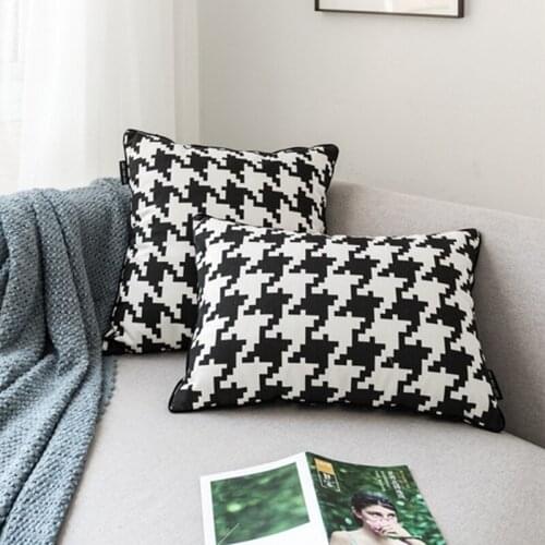 Classic Black and White Houndstooth Decorative Boho Throw Pillow Covers, Scottish Houndstooth Jacquard Pattern Cushion Covers