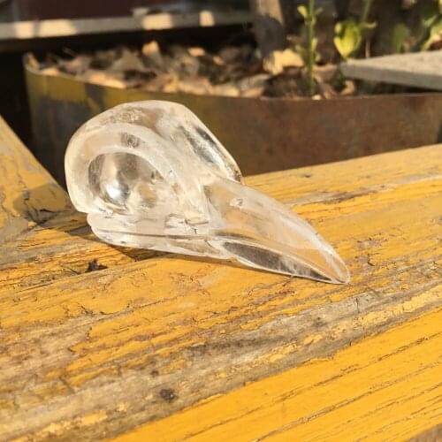 Natural clear quartz crystal carved raven skull transparent quartz crystal animal statue for home decoration