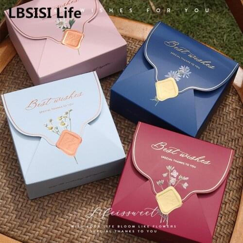 LBSISI Life 12pcs Wedding Foil Gold Print Envelope Candy Boxes Chocolate Packing Christmas Baby Shower Party Favor Gift Decora