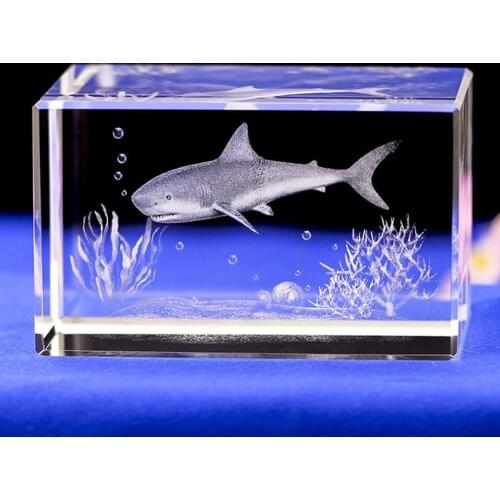 Feng shui Quartz Crystal 3D Carved White Shark Figurines Cube Home Decor Seaquarium Display Ornament