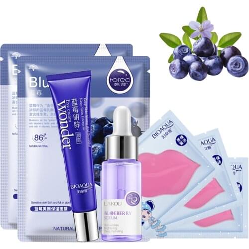 Blueberry Essence Skincare Set Deep penetration Face Mask Remove Dark Circles Eye Cream Moisturizing Lip Patches Face Care Kit