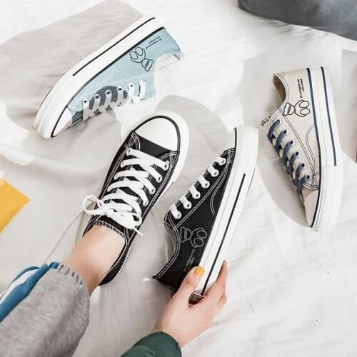 Canvas Shoes Women 2021 Spring Running Shoes Womens Breathable Flats Casual White Shoes Fashion Vulcanized Shoes Woman Sneakers