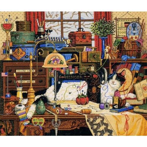 Top Grade Customized Artwork Cat in the Sewing Room Embroidery Kit Online with 100% Cotton Floss & Free Shipping for Home Decor