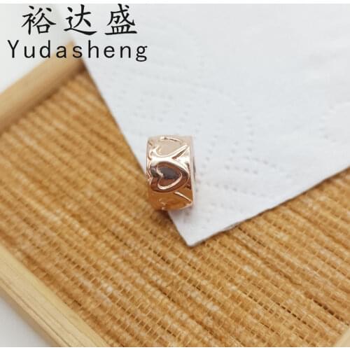 Rose Band of Hearts Clip Charm (tell a brilliant story about your personality)