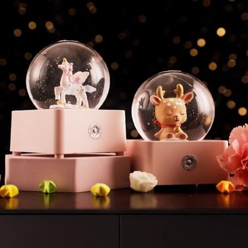 Light Up Transparent Glass Music Box Cute Decorative Boxes Carousel Musical Crystal Snowball Caja Musical Gift for Wife EH50MB