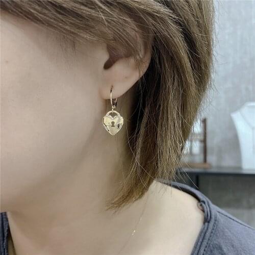 Trendy Gold Color Plating Key Lock Unblanced Charm Hoop Earrings For Women Girl Cute Chic Elegant Gorgeous Jewelry Accessory