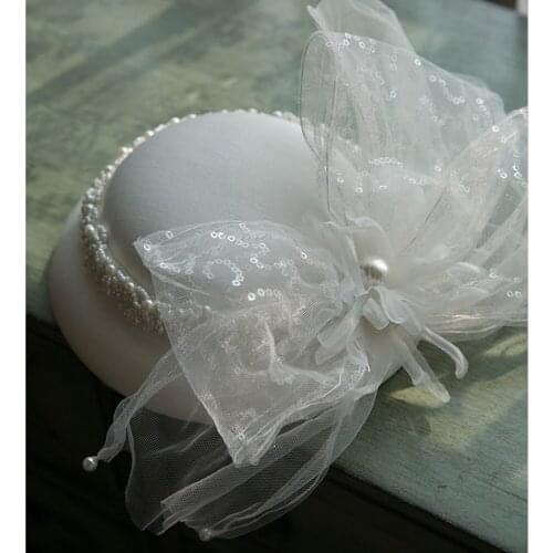 FS White Dome Hat Beads Bowknot Sequins Wool Felt Fedoras Caps Hats For Women Banquet Wedding Church Hats Lady Derby Cloche Cap