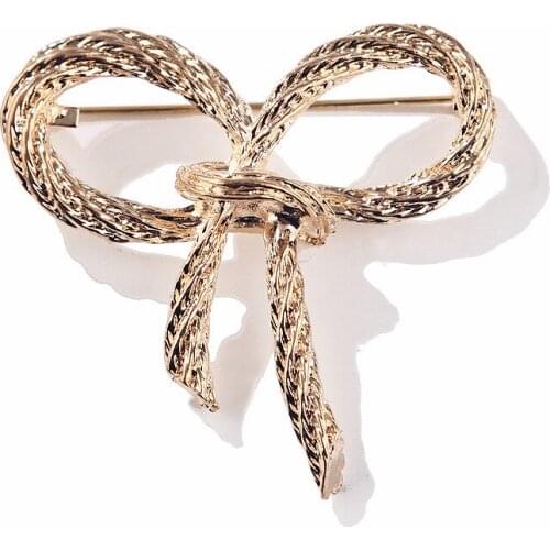 Simple and Versatile Golden Hemp Rope Pattern Three-dimensional Butterfly Combined with Gold Brooch Fashion Female Accessories