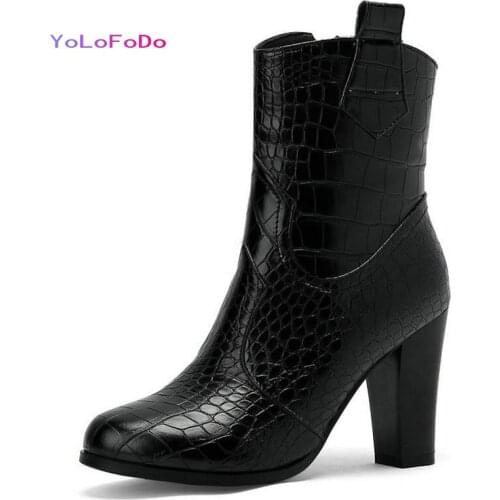 2021 Autumn Winter Women Ankle Boots Faux Leather High Quality Women Square High Heel Boots Round Toe Side Zipper Womens Boots