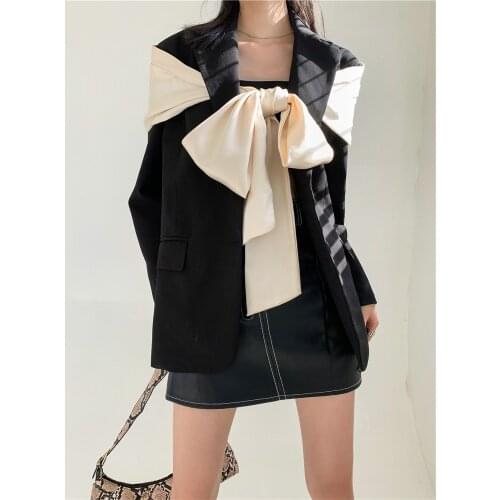 Design Sense Niche Fashion Jacket Women Spring 2021New Korean Streetwear Beige Bow Contrast Black Casual Trendy Suit Coat Autumn