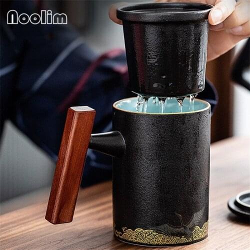 Japanese Ceramic Tea Water Separation Cup Retro Handmade Teacups Office Filter Coffee Mug with Wooden Handle Drinkware 400ML