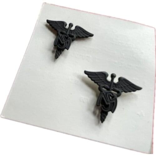 WW2 American Double Snake Wrapped Staff Badge USGI Land Force Medical Officer Collar Badge Snake Emblem Metal Badge