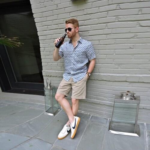 2021 New Mens Cardigan Lapel Shirt Streetwear Casual Men Short Sleeve Tops Shirts Summer Fashion Plaid Printed Loose Pullovers