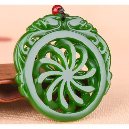 Chinese Green jade Hollow Wind-Fire Wheel Pendant Necklace Charm Jewellery Fashion Accessories Hand-Carved woman Luck Amulet