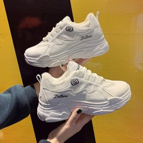 Autumn and winter plus velvet white female platform sponge Korean version of flat shoes comfortable warm casual shoes women