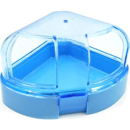 Dorakitten 1pc Hamster Bathroom Plastic Mini Double Door Hamster Bath Container Hamster Shower Pet Supplies Random Color