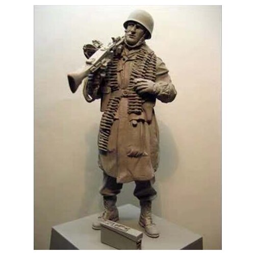 1:16 resin figure soldier model kit WWII soldier gk hand military