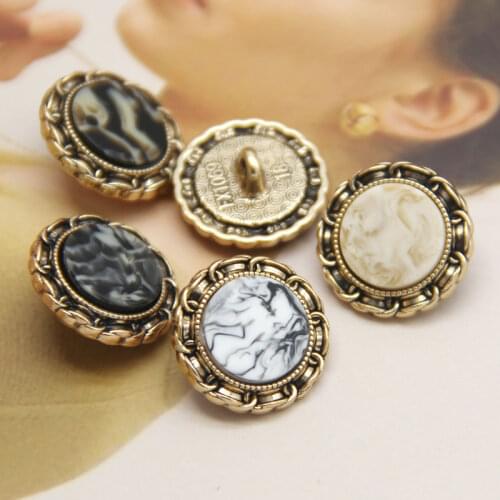 HENGC Fashion Round Metal Coat Decorative Buttons For Clothing Women Sweater Suit Jacket Sewing Accessories DIY Craft Wholesale