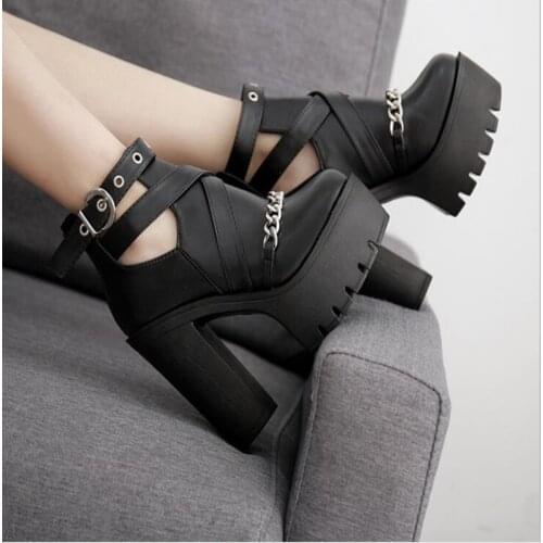 2021 sexy High heels Fashion Ankle Boots For Women High Heels Casual Cut-outs Buckle Round Toe Chain Thick Heels Platform Shoes
