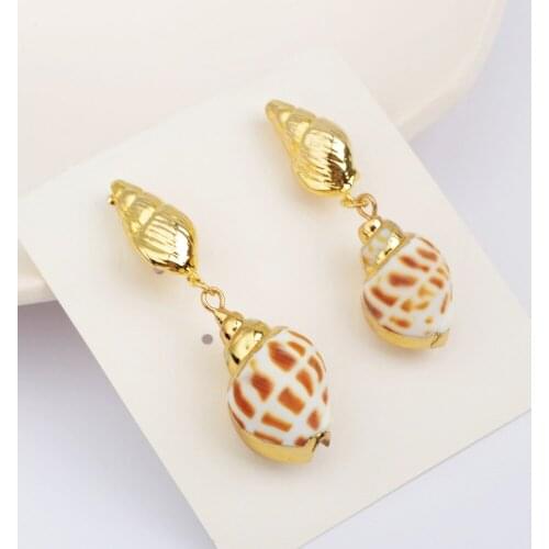 BOROSA Natural Conch Shell Dangle Earrings Gold Sea Shell Drop Earring Women Statement Earrings 2020 Summer Jewelry Gifts HD0195