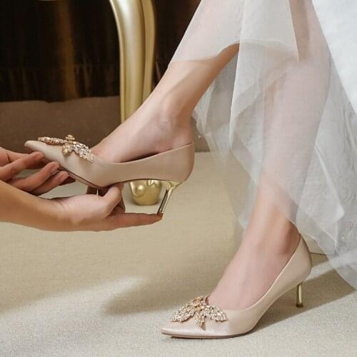Wedding shoes 2020 new winter bride shoes champagne bridesmaids high heels do not wear the main wedding crystal shoes