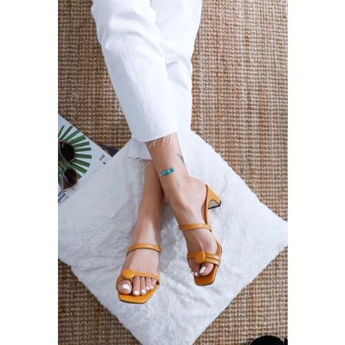 Limoya Women Yellow Mustard Finger Cross Button Detail Low Thin-Pointed Heels Slippers 'Turkish' Quality 2021 Fashion Design Seaso