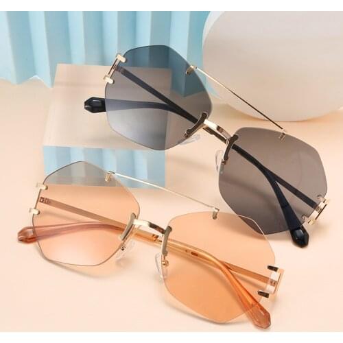 Irregular frameless European and American street shooting trend Metal Fashion