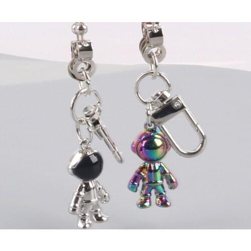 Creative Colorful Spaceman Keychain Trend Alloy Bead Chain Pendant Keyring Accessories Female Couple Bags Key Holder Ornaments