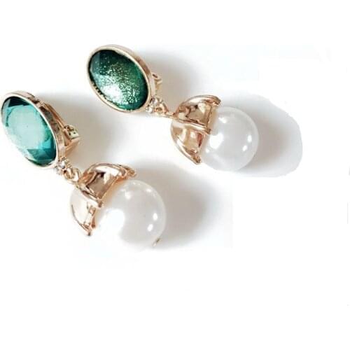 White Pearl Alloy Sweet Elegant Clip Earring
