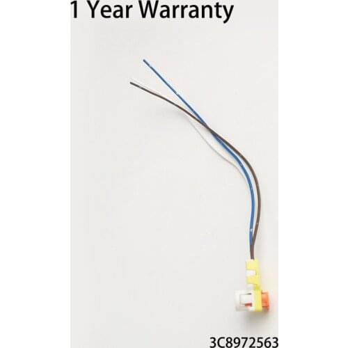 Plug 3C8972563 for VW GOLF JETTA SAGITAR SKODA OCT