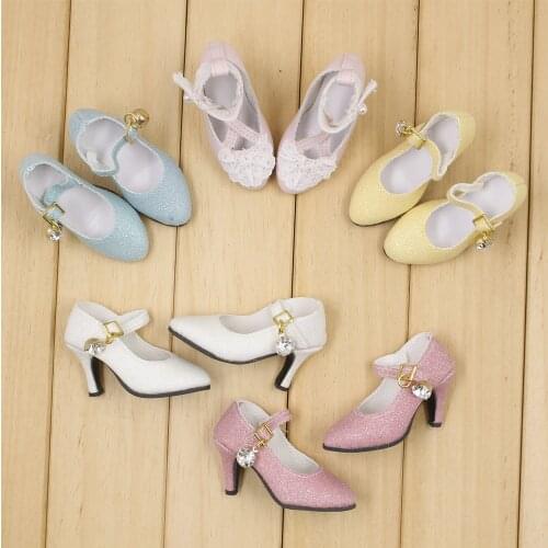 Shoes just for the Dairy Queen Doll five differents styles Not suit for the 1/4 BJD