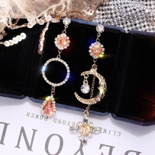 Korean elegant Moon twist ring Hanging Dangle Asymmetrical Earrings Bohemian Prevent Allergy Vintage Stud Earrings High Quality