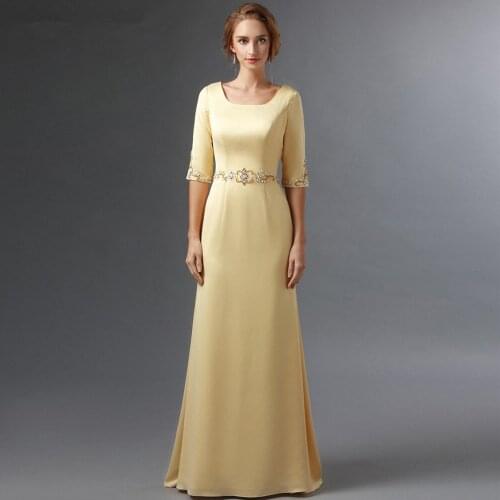 Elegant Mother Of The Bride Dresses A-line Half Sleeves Satin Beaded Plus Size Long Groom Mother Dresses Wedding
