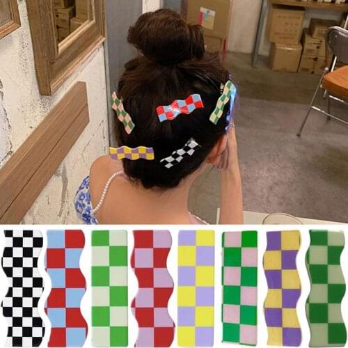 2021 Hot Black White Check Smooth Irregular Geometric Hairpin Women Checkerboard Stripe Acetate Semicircular Hair Claw Clips