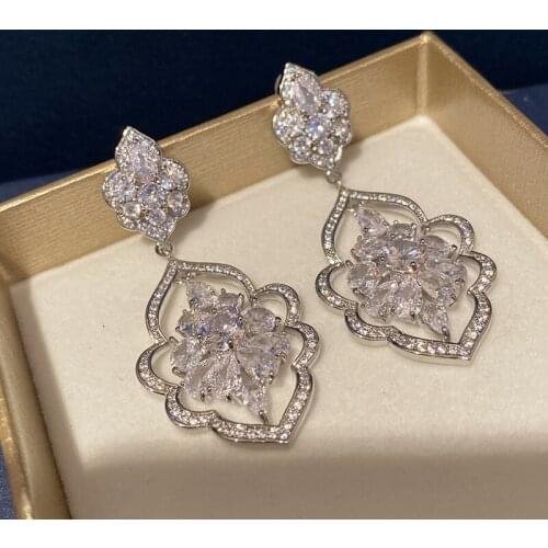 New Fashion Long Hollow Out Pattern Earrings Cubic Zircon Crystal Water Droplets Bridal Wedding Dress Accessories Women Jewelry