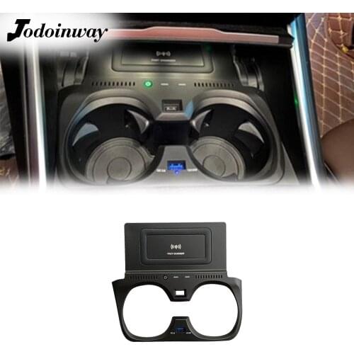 15W car charger for BMW 3 Series G20 G28 325I 330I 2019 2020 wireless charging board dual usb ports for iphone 11 power adapter